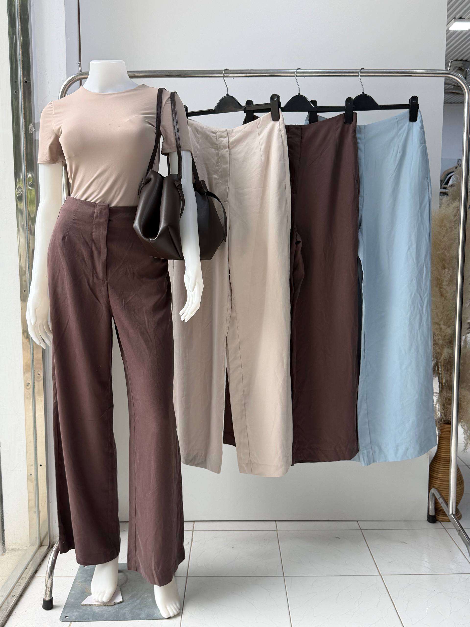 Sienna Wide-Leg Trousers